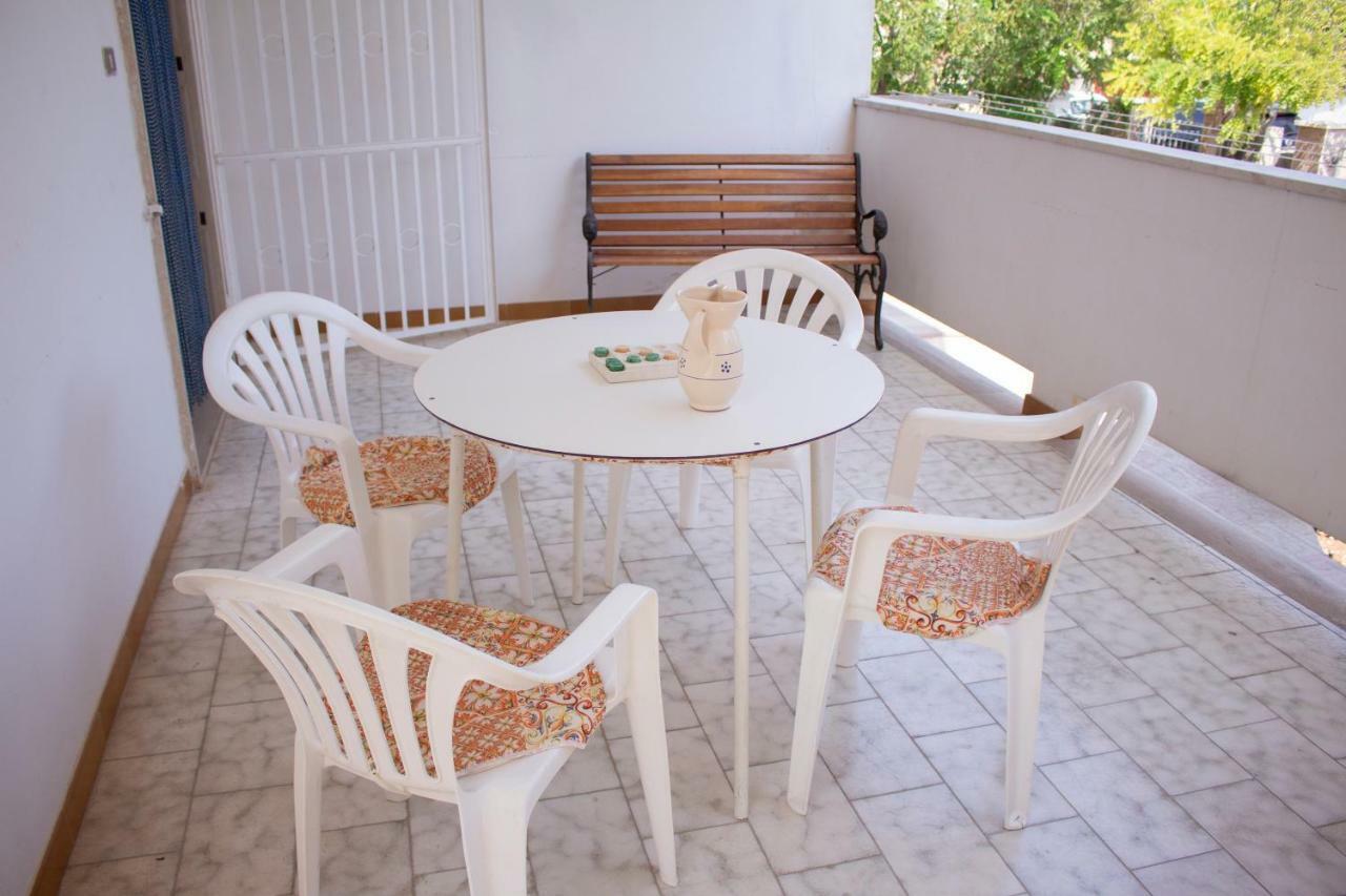 Casa Gelso Apartment ปุนตาปรอสชุตโต ภายนอก รูปภาพ